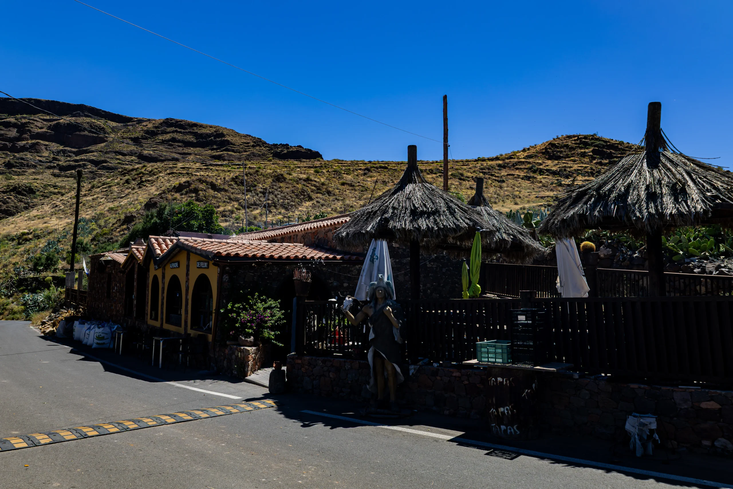 Fachada del Alpendre de Félix